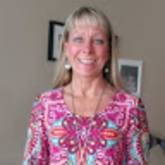 Meet your Posher, Kim - Picture 1 of 1